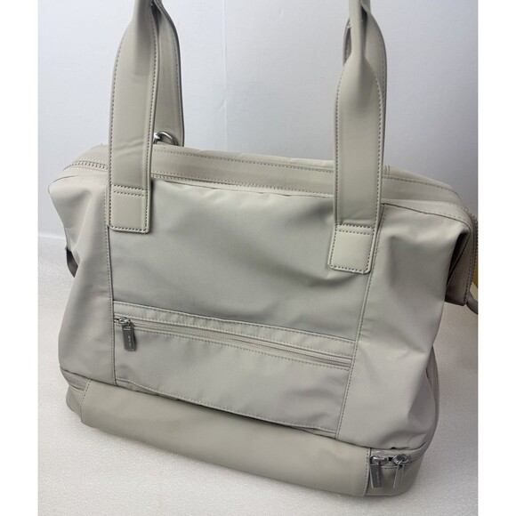 Samsonite Better Than Basics Weekender Duffle Bag - Picture 7 of 13